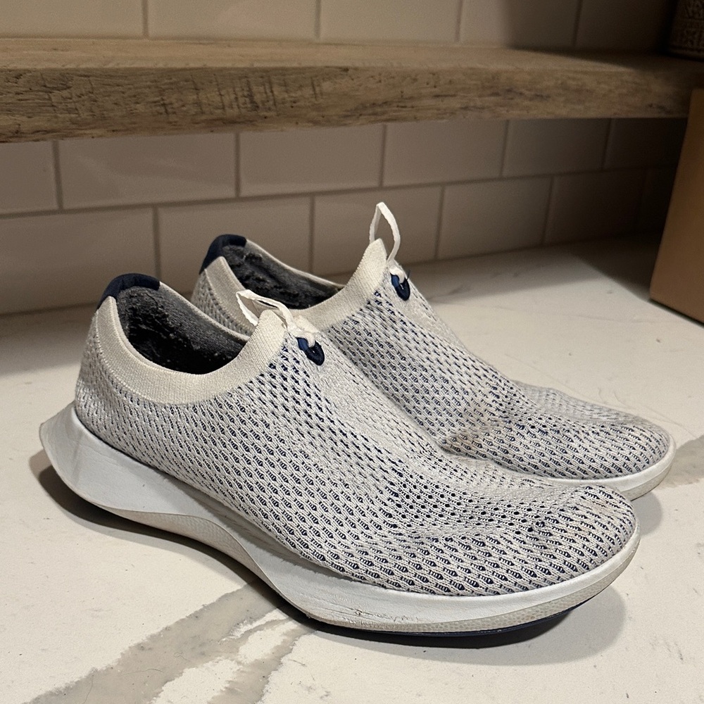 Allbirds Men's White and Gray Mesh Sneakers